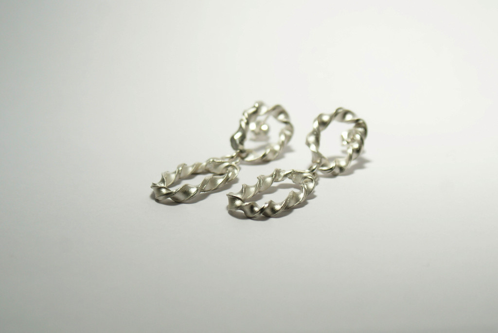 5_ earrings silver.jpg